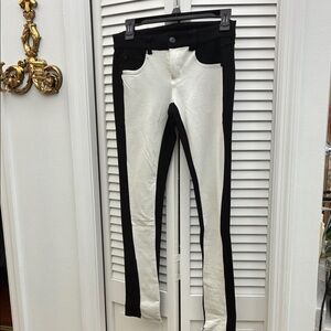 Black white skinny pants